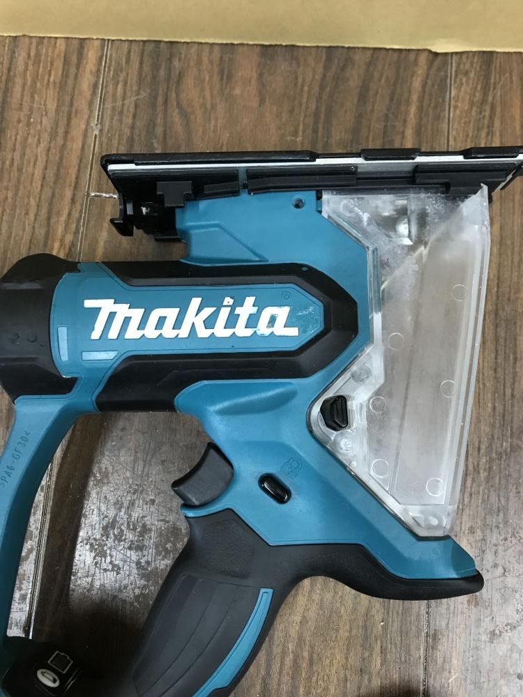 マキタ makita 充電式ボードカッター 18V SD180D ※本体のみの中古 中古 