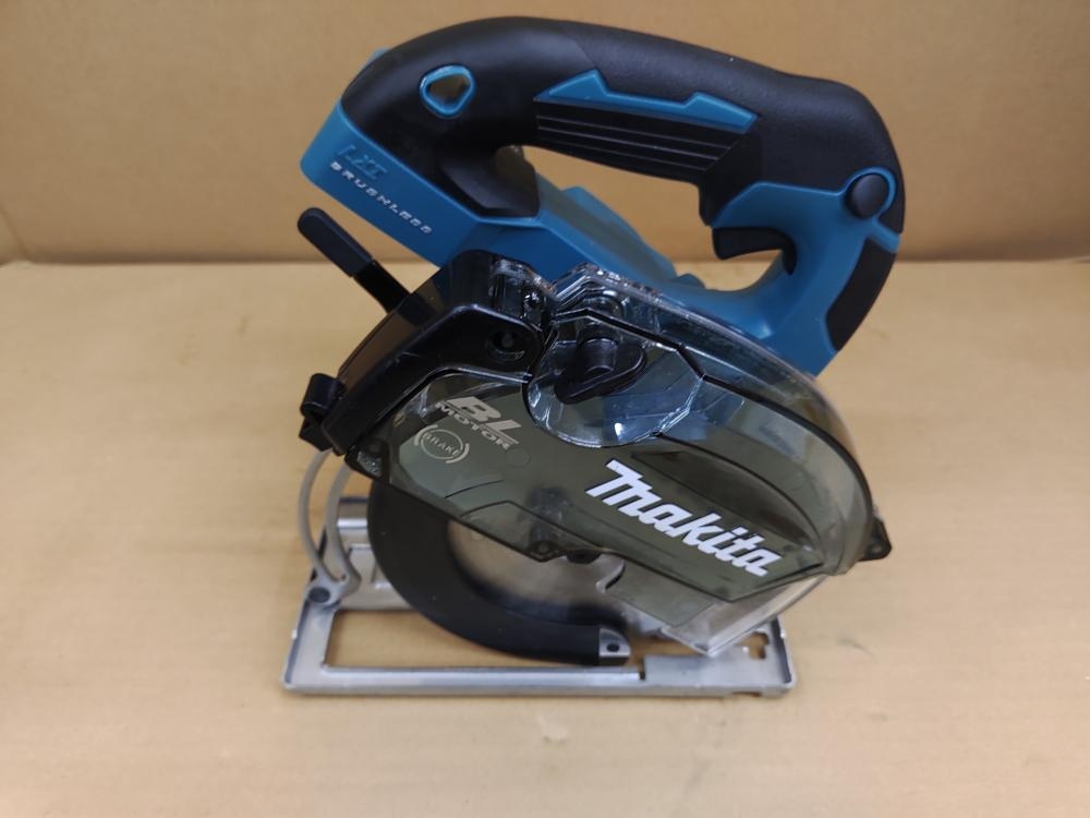 マキタ makita 150mm充電式チップソーカッタ CS553Dの中古 中古B
