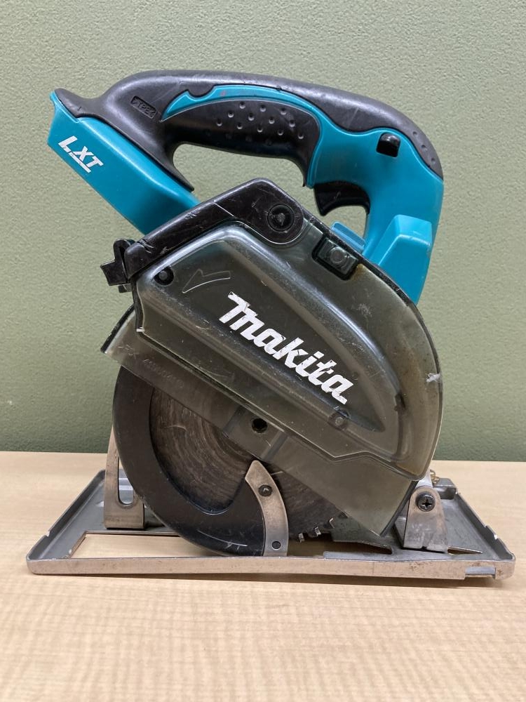 マキタ makita 125mm充電式チップソーカッタ CS540Dの中古 ジャンク