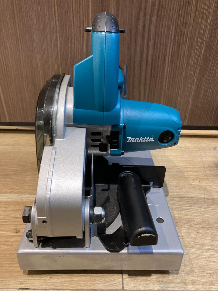 マキタ LC540D 充電式チップソー切断機【リライズ野田愛宕店】【店頭取引限定】【中古】管理番号：ITH95WQ1IDZ4 マキタ 125mm 14.4V充電式チップソー切断機 LC540Dの中古 中古B使用感
