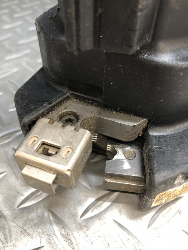 Panasonic 充電ネジカッター EZ3561の中古 中古C傷汚れあり Panasonic 充電ネジカッター EZ3561の中古 中古C傷汚れあり