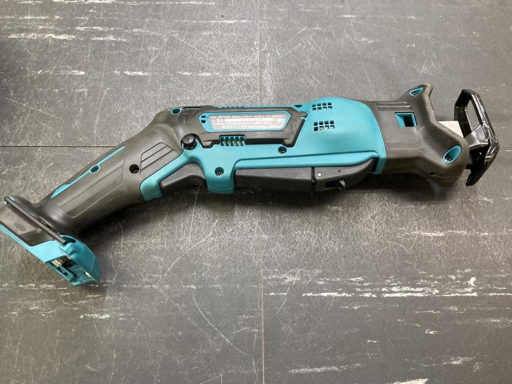 マキタ 10.8V充電式レシプロソ- JR104Dの中古 中古C傷汚れあり マキタ 10.8V充電式レシプロソ- JR104Dの中古 中古C傷汚れあり