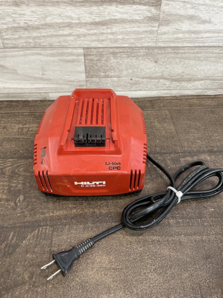 充電式レシプロソー SR30-A36の中古 中古C傷汚れあり 《埼玉 充電式レシプロソー SR30-A36の中古 中古C傷汚れあり 《埼玉