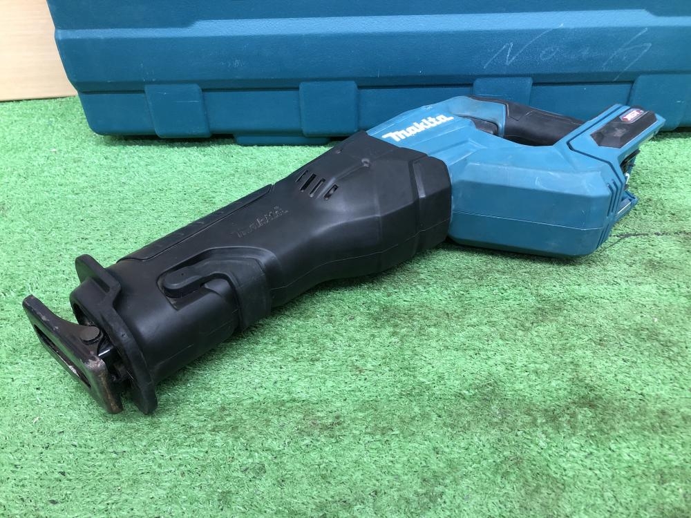 マキタ 充電式レシプロソー JR001Gの中古 中古B使用感あり マキタ 充電式レシプロソー JR001Gの中古 中古B使用感あり