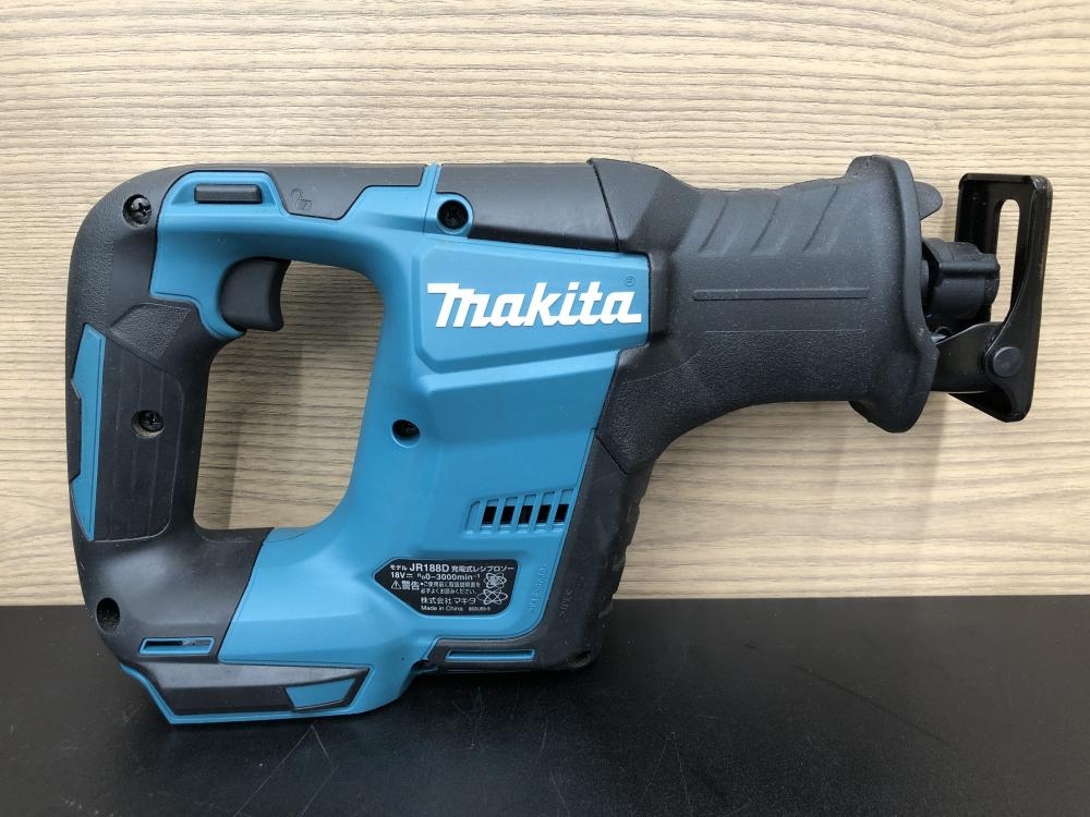 マキタ makita 充電式レシプロソー JR188DZKの中古 中古C傷汚れ マキタ makita 充電式レシプロソー JR188DZKの中古 中古C傷汚れ