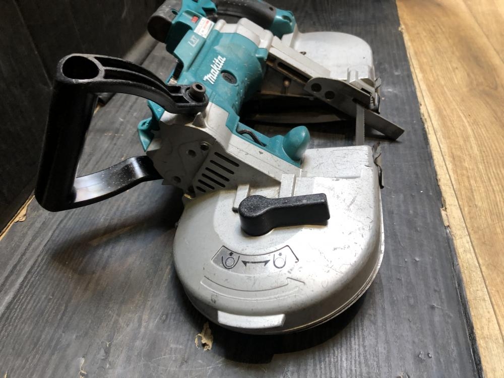 マキタ makita 充電式ポータブルバンドソー PB180Dの中古 中古C傷汚れ