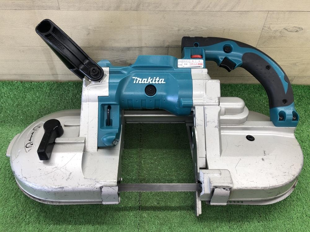 マキタ makita 充電式ポータブルバンドソー PB180DZの中古 中古C傷汚れあり 《埼玉・鴻巣》中古工具販売の専門店│ ツールオフ鴻巣店 ｜中古 工具販売のツールオフ