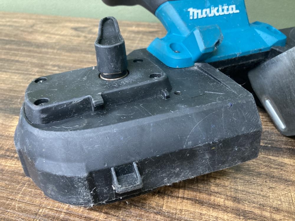 makita マキタ 充電式ポータブルバンドソー PB181Dの中古 ジャンク 《宮城・仙台》中古工具販売の専門店│ ツールオフ仙台南店  ｜中古工具販売のツールオフ