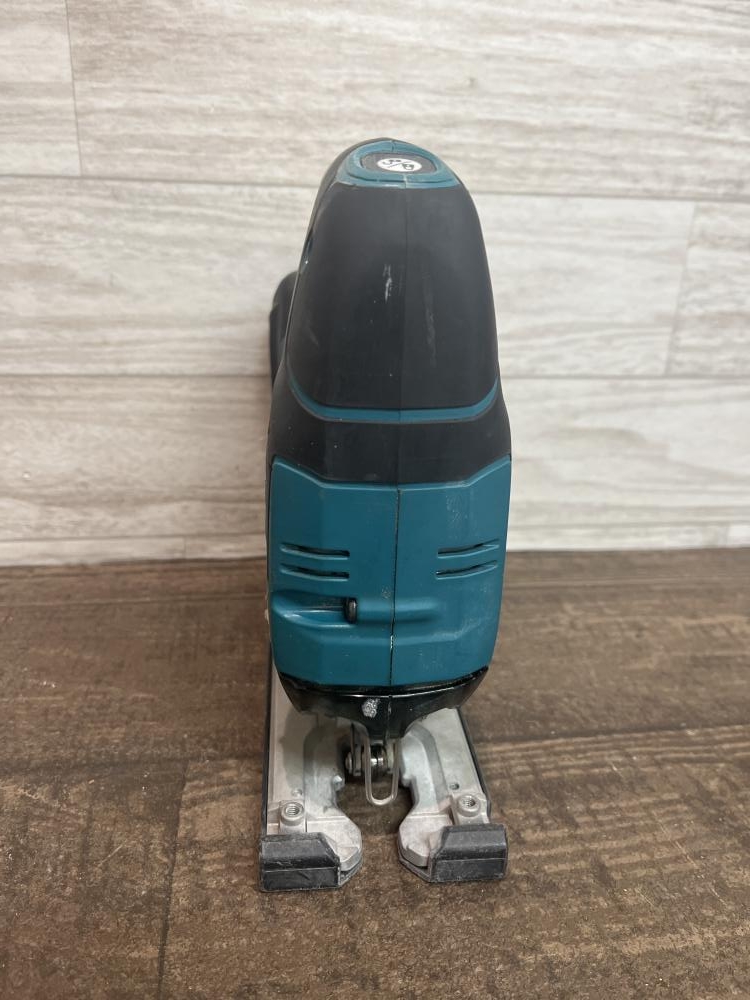 マキタ makita 充電式ジグソー JV142Dの中古 中古C傷汚れあり 《埼玉