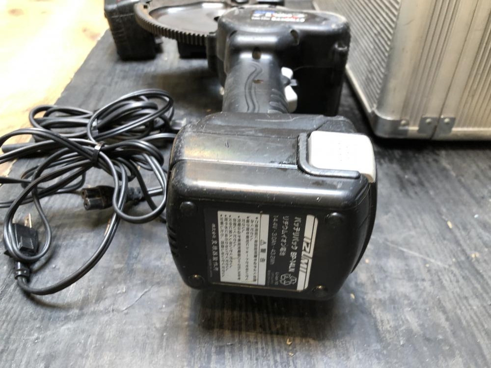イズミ 充電式ケーブルカッタ REC-LI65の中古 中古C傷汚れあり イズミ 充電式ケーブルカッタ REC-LI65の中古 中古C傷汚れあり