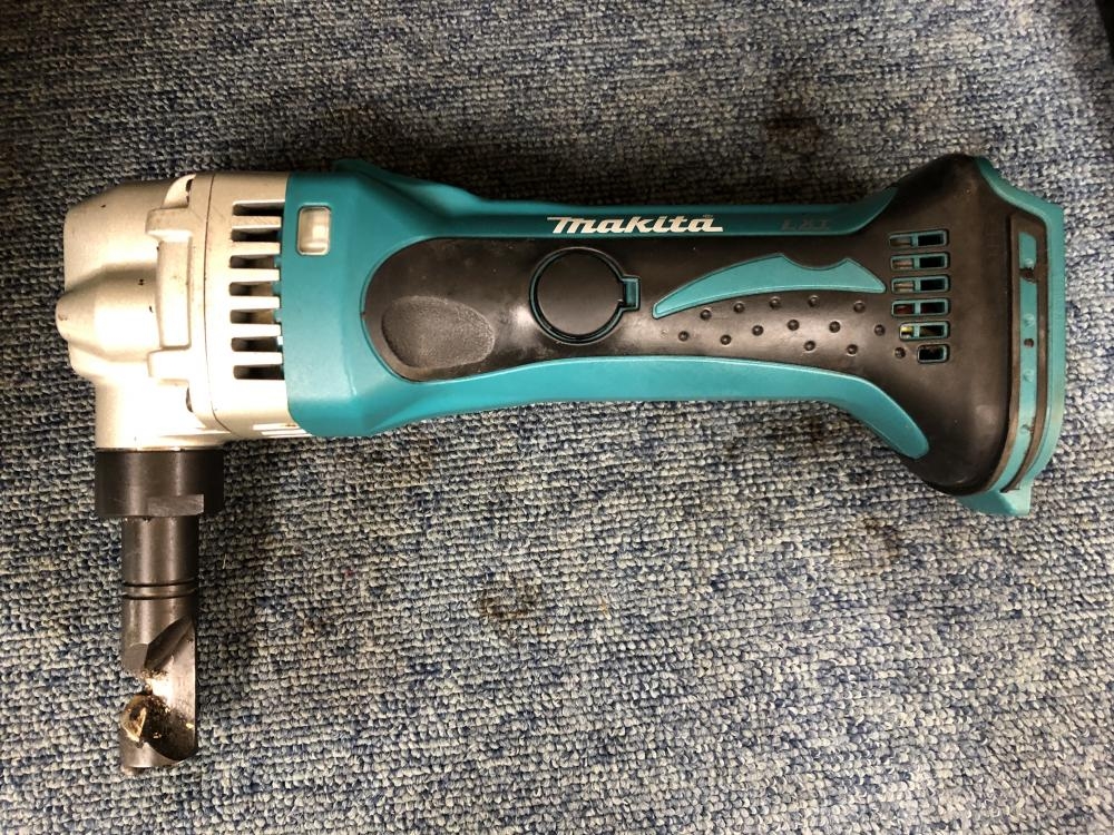 マキタ 14.4V 1.6mm充電式ニブラ JN160DRFの中古 中古B使用感あり  