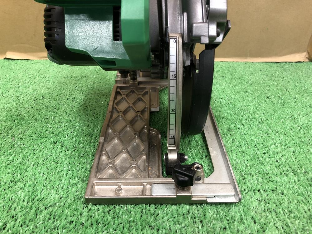 日立 14.4V125mmコードレスマルノコ C14DBLの中古 中古B使用感あり 