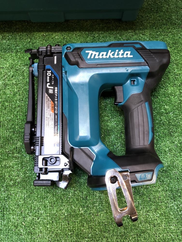 makita マキタ 充電式タッカ ST121DZKの中古 中古B使用感あり 《埼玉