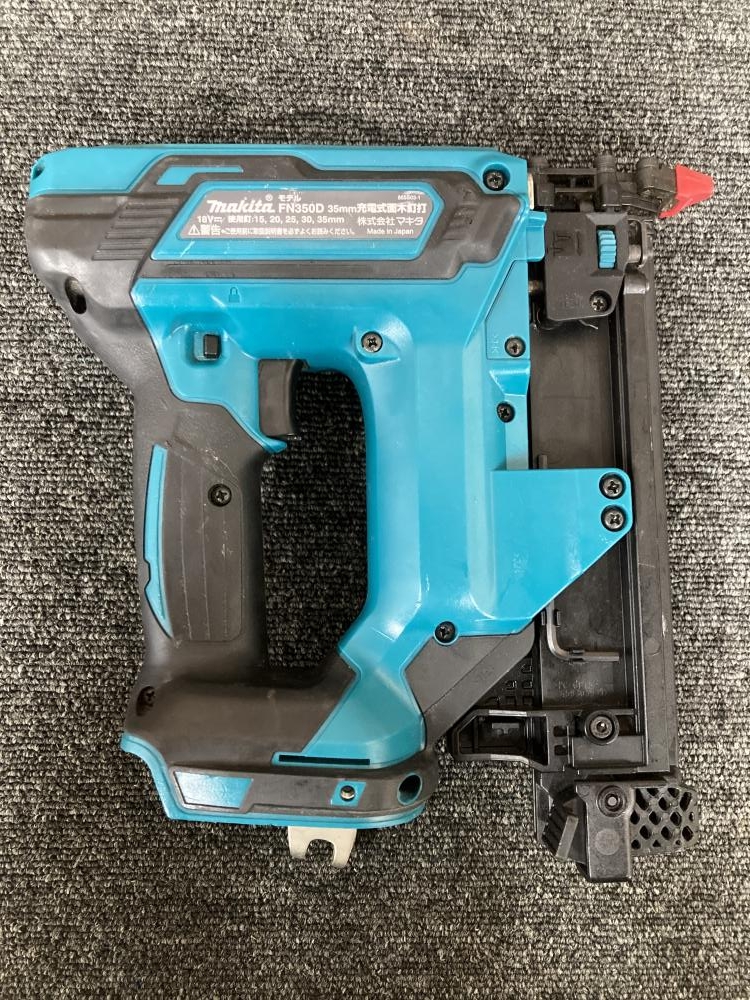 マキタ makita 充電面木釘打機 18V FN350Dの中古 中古B使用感あり 《大阪・松原》中古工具販売の専門店│ツールオフ松原店 ｜中古 工具販売のツールオフ