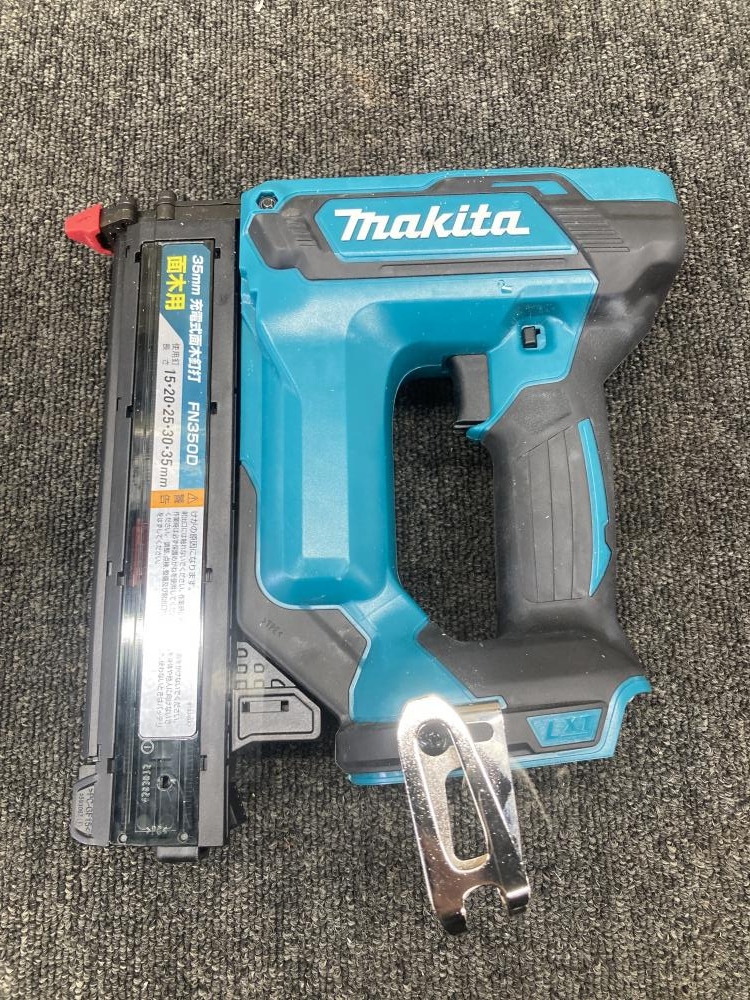 マキタ makita 35ｍｍ充電式面木釘打ち機 18V FN350DZKの中古 中古B使用感あり 《大阪・松原》中古工具販売の専門店│ツールオフ松原店  ｜中古工具販売のツールオフ