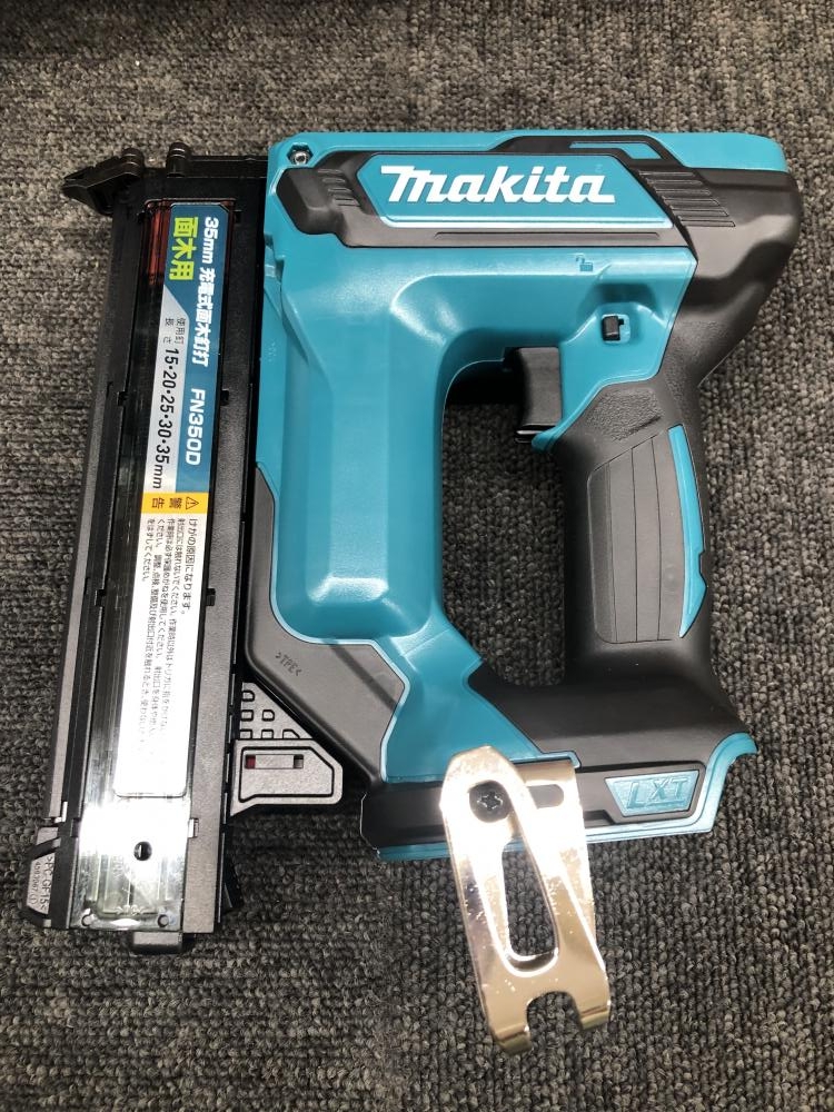 マキタ FN350DZK 充電式面木釘打 本体のみ ※バッテリーなどは付属していません【市川行徳店】【店頭取引限定】【中古】管理番号：IT3SU2PKUHA2 マキタ FN350DZK 充電式面木釘打 本体のみ ※バッテリーなどは付属し