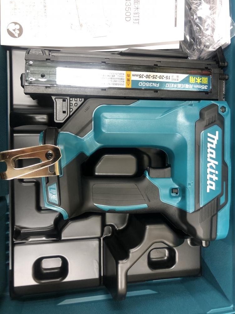 マキタ makita 35mm面木釘打機 フィニッシュネイラ FN350DZKの中古 未使用品 《千葉・市原》中古工具販売の専門店│  ツールオフ千葉市原店 ｜中古工具販売のツールオフ