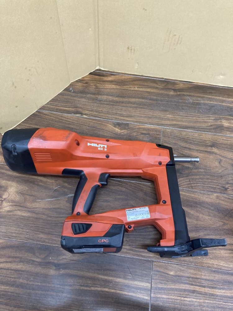 HILTY - s24t-0386n【中古】HILTI ヒルティ BX 3-ME バッテリー式 釘打ち機 バッテリー2個 充電器 ケース付 ☆比較的綺麗☆HILTI ヒルティ 充電式鋲打機 BX3-ME バッテリー2