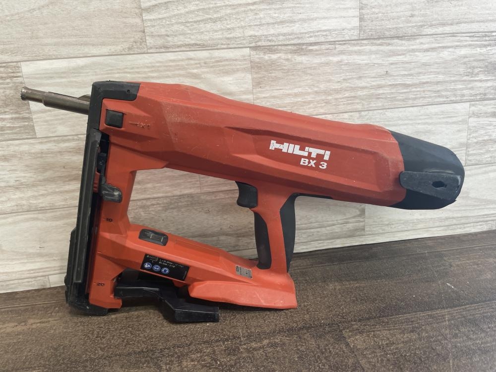 HILTI ヒルティ バッテリー式鋲打機 BX3の中古 中古C傷汚れあり 《埼玉・入間》中古工具販売の専門店│ ツールオフ所沢入間店  ｜中古工具販売のツールオフ