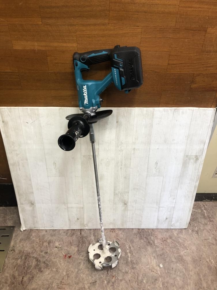 マキタ 18V充電式カクハン機 UT130Dの中古 中古B使用感あり 商品詳細 