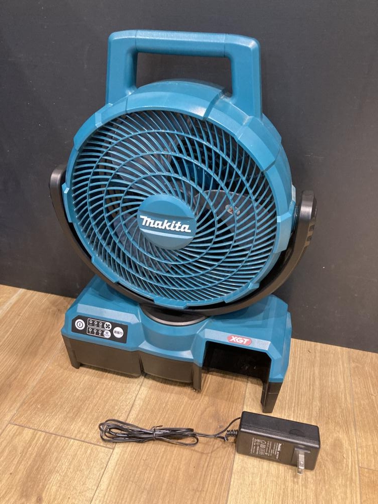 マキタ 40V 充電式ファン CF001G※ACアダプタ付の中古 中古A(美品