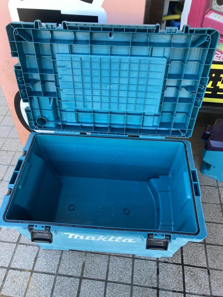 makita マキタ 充電式高圧洗浄機 MHW080DZKの中古 中古B使用感あり