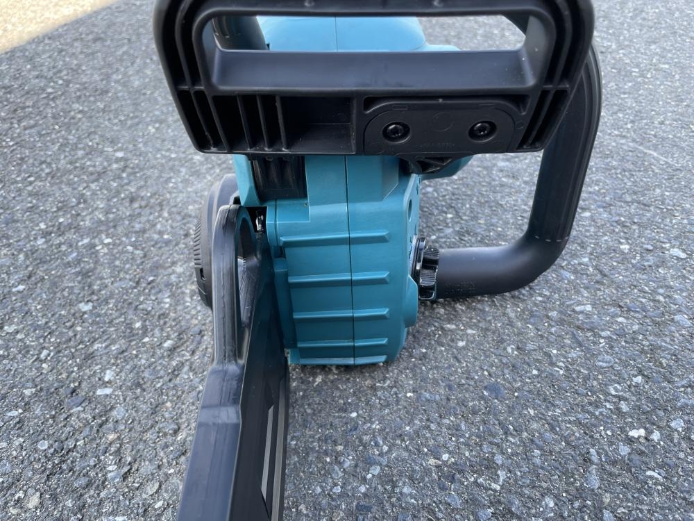 【工具】makita マキタ　充電式チェーンソー　 MUC357D　本体のみ　中古　リサイクルショップ マキタ（makita） □マキタ 18V 350mm 充電式チェンソー MUC357DZ 新品