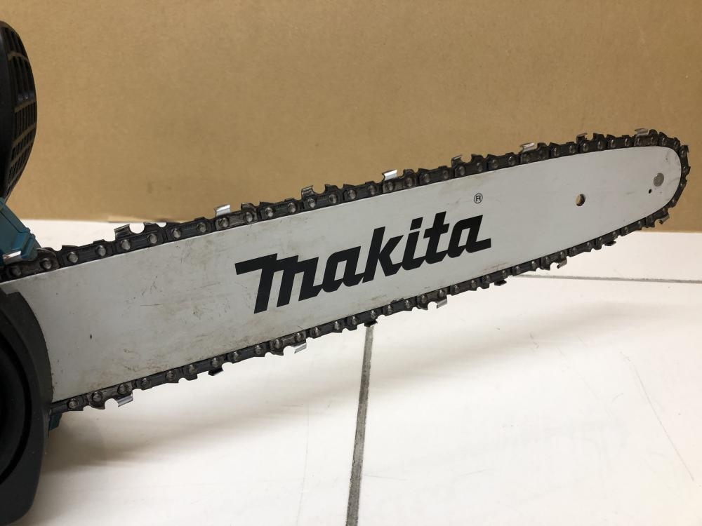 マキタ makita 充電式チェンソー MUC352Dの中古 中古C傷汚れあり マキタ makita 充電式チェンソー MUC352Dの中古 中古C傷汚れあり