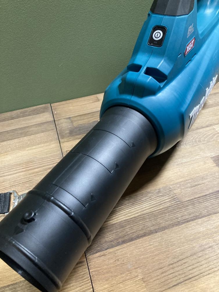 makita マキタ 40Vmax充電式ブロワ MUB001GZの中古 中古B使用感 makita マキタ 40Vmax充電式ブロワ MUB001GZの中古 中古B使用感