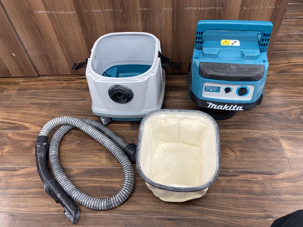 マキタ充電式集じん機　乾湿両用　業務用 マキタ 乾湿両用業務用充電式集じん機 VC155Dの中古 中古C傷汚れ