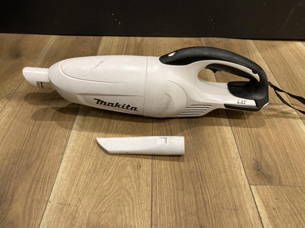 マキタ makita 充電式クリーナ 本体のみ CL180FDの中古 中古B使用感