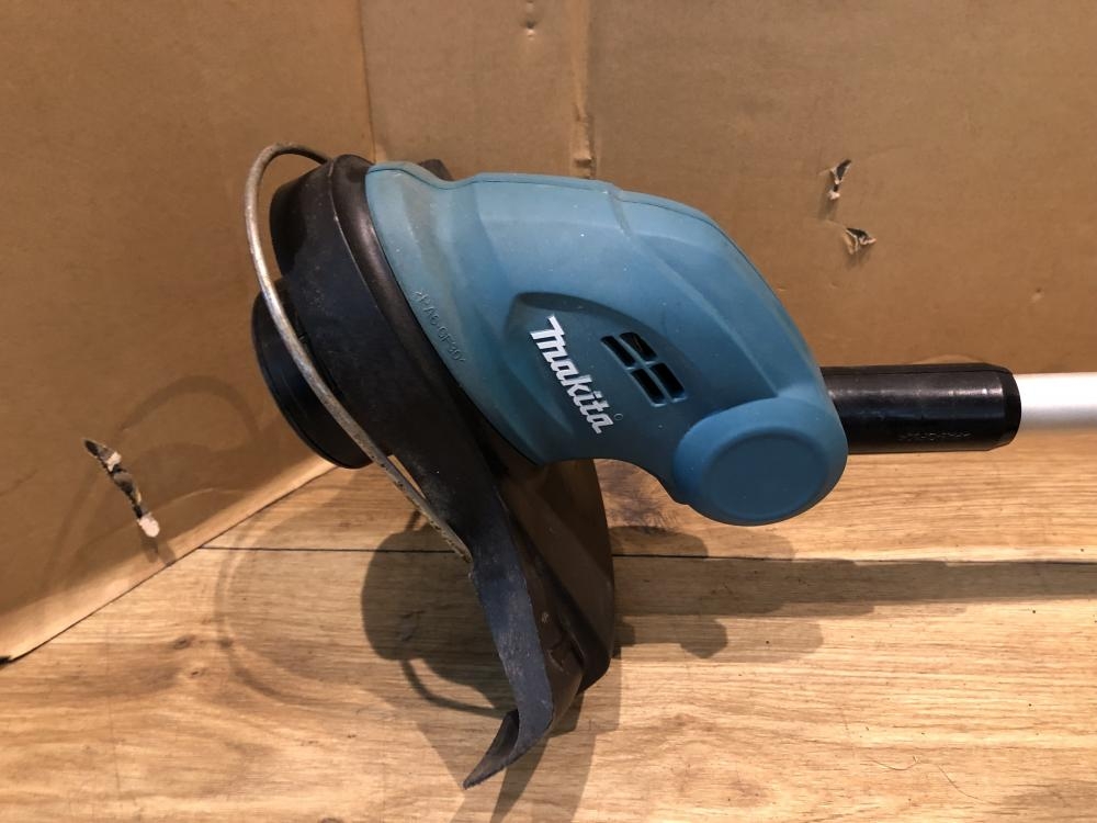 マキタ makita 260mm充電式草刈機 MUR181Dの中古 中古B使用感あり 《埼玉・川越》中古工具販売の専門店│ ツールオフ川越店  ｜中古工具販売のツールオフ