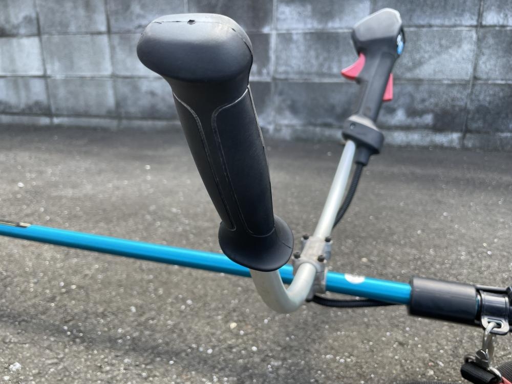makita マキタ 充電式草刈機 MUR369Dの中古 中古B使用感あり 《埼玉 