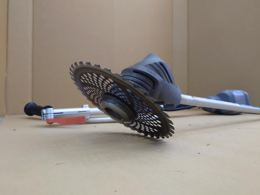 工進 充電式草刈機 SBC-3625の中古 中古B使用感あり 《千葉・柏》中古