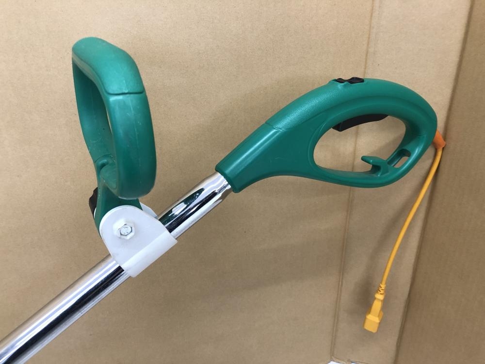 マキタ makita 草刈機 MUR2500の中古 中古C傷汚れあり 《埼玉・鴻巣