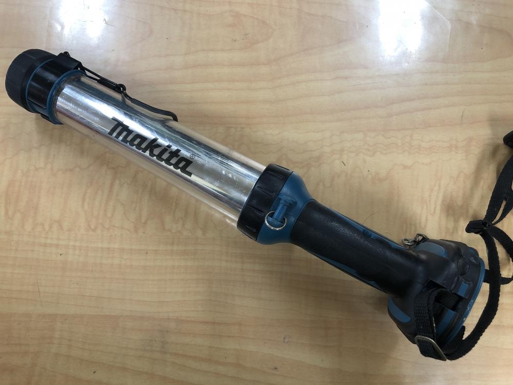 マキタ 14.4V 充電式ライト ML144の中古 中古B使用感あり 《神奈川