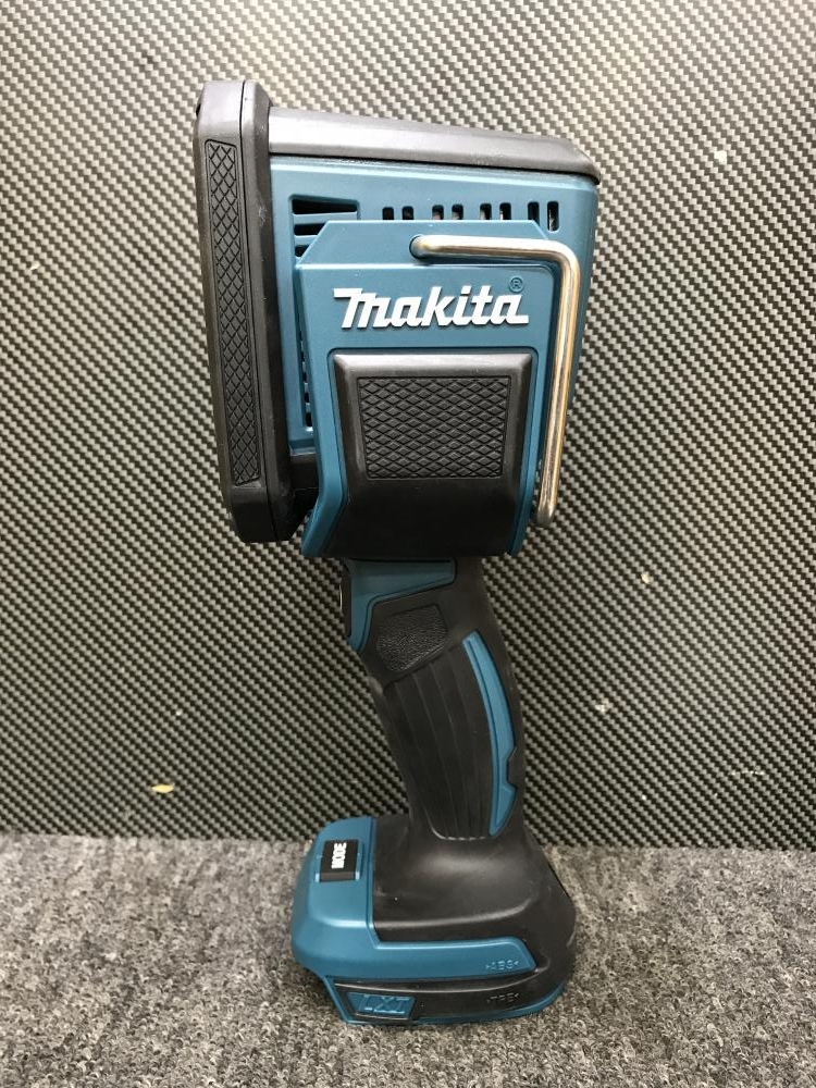 マキタ makita 充電式フラッシュライト ML812の中古 未使用品 《大阪・松原》中古工具販売の専門店│ツールオフ松原店 ｜中古 工具販売のツールオフ