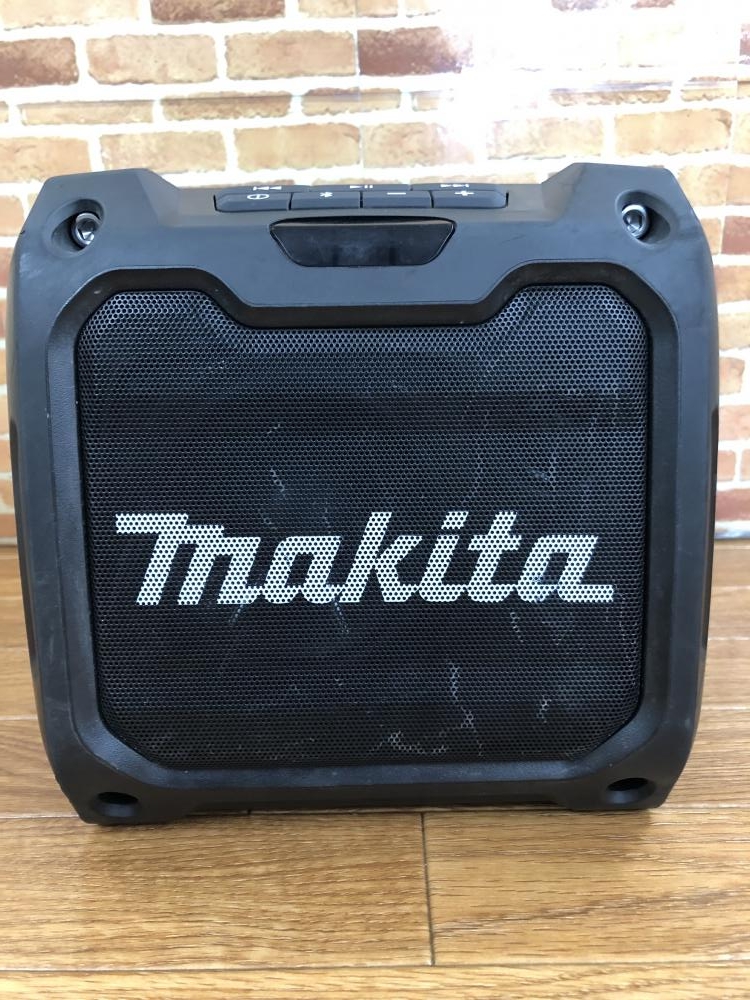 マキタ 充電式 スピーカー MR200B makita ブラック 中古品 MAKITA マキタ バッテリー式スピーカー MR200 ブラック｜中古