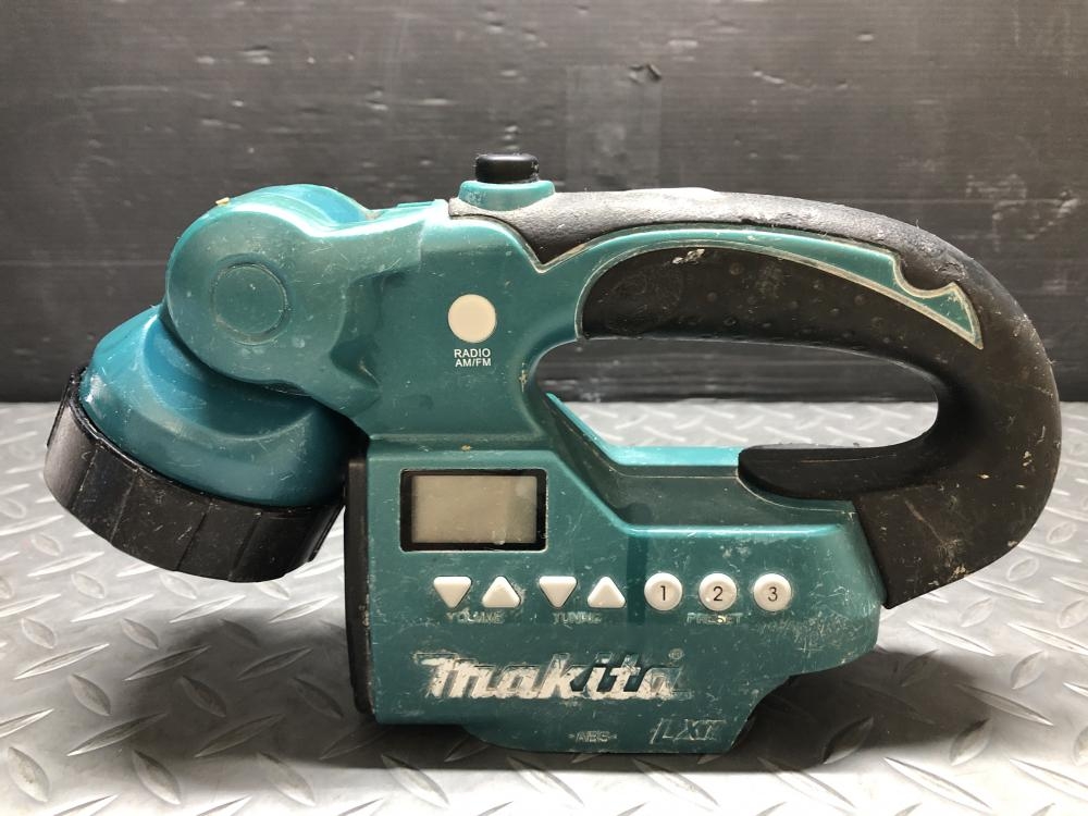 マキタ makita 充電式ライト付ラジオ MR050の中古 中古C傷汚れあり