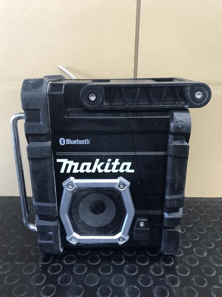 マキタ makita 充電式ラジオ Bluetooth搭載 MR106の中古 中古C傷汚れあり 《大阪・松原》中古工具販売の専門店│ツールオフ松原店  ｜中古工具販売のツールオフ