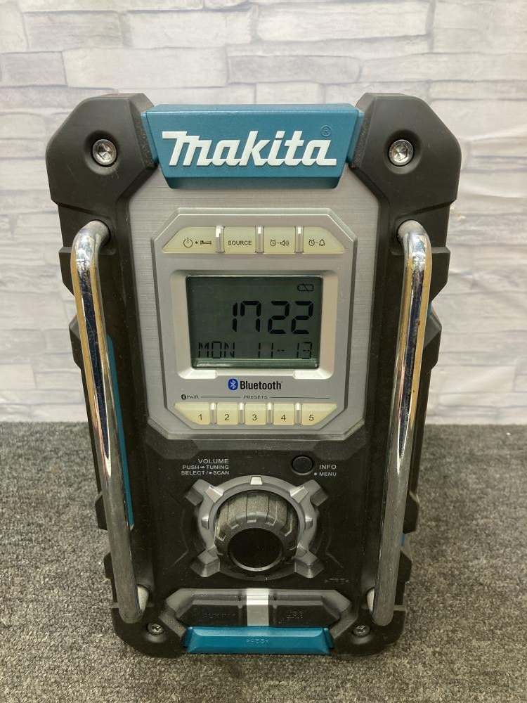 マキタ充電式ラジオMR108中古品 （中古品】☆makita 充電式