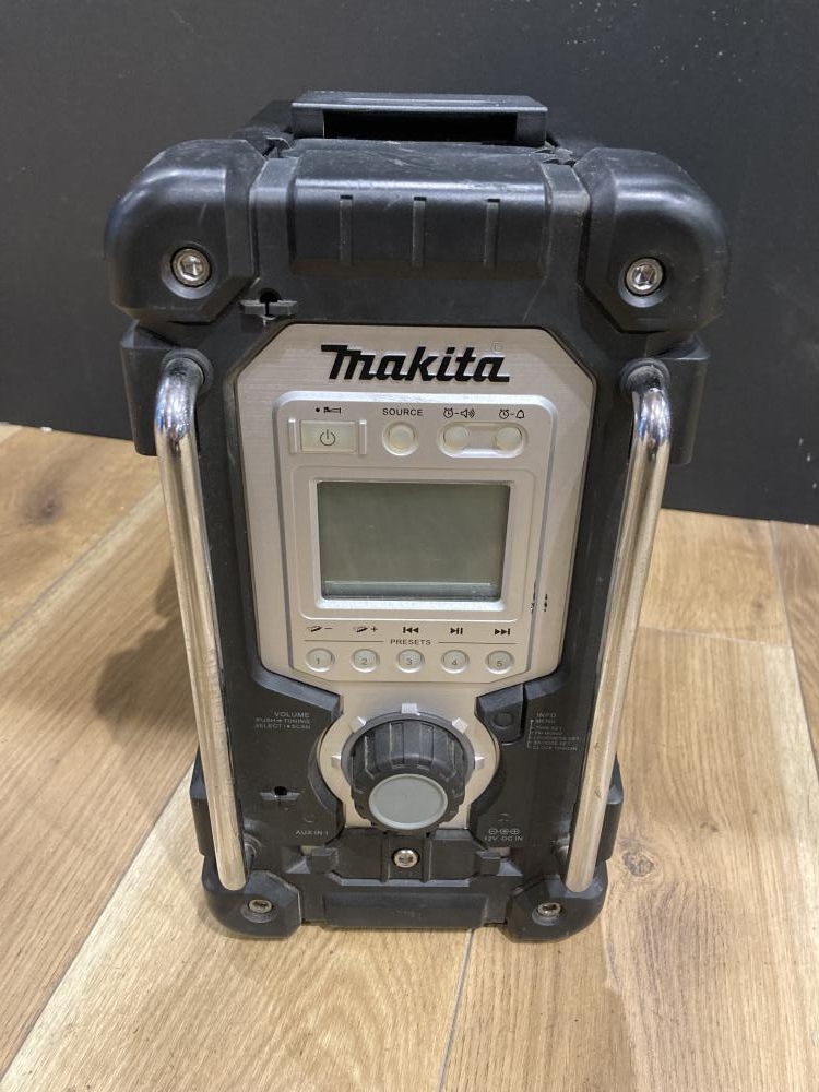 マキタ makita 充電式ラジオ MR103の中古 ジャンク 《埼玉・上尾》中古工具販売の専門店│ ツールオフ上尾店 ｜中古工具販売のツールオフ