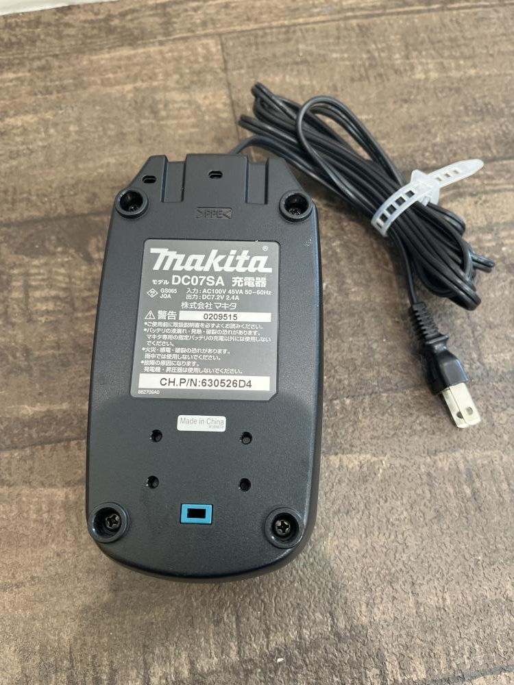 マキタ makita 充電器 DC07SA 7.2V用の中古 中古A(美品) 《埼玉・入間