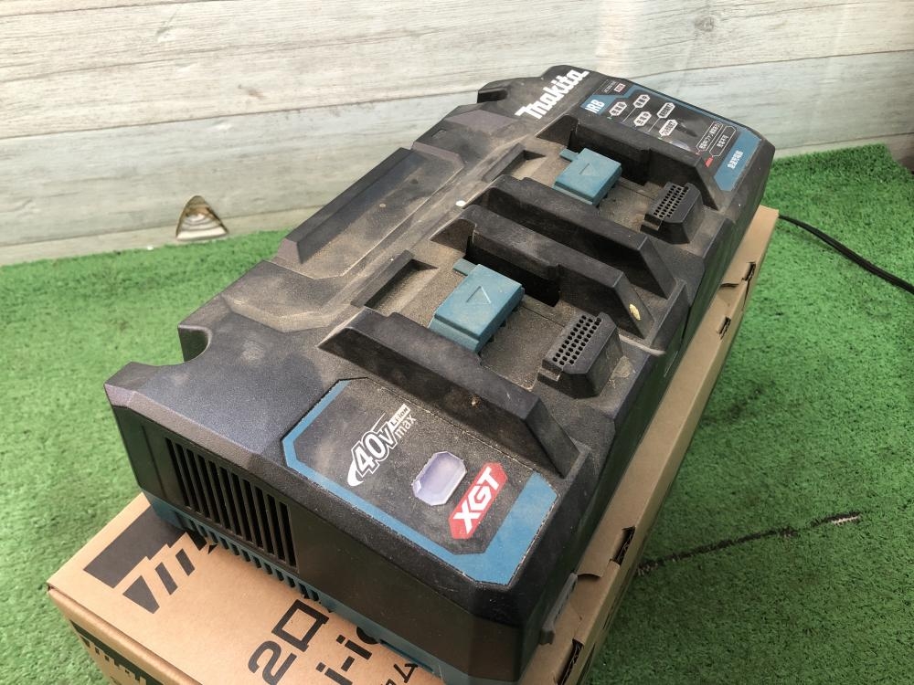 makita マキタ 2口急速充電器 DC40RBの中古 中古A(美品) 《大阪・茨木
