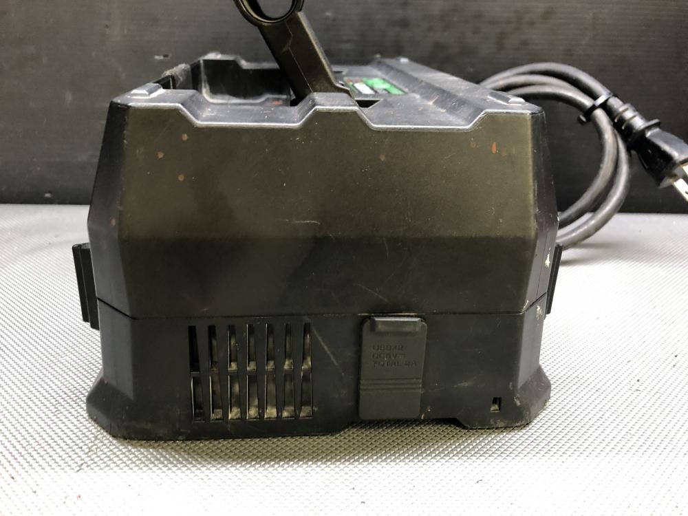 HiKOKI ハイコーキ マルチポート充電器 UC18YTSLの中古 中古B使用感 HiKOKI ハイコーキ マルチポート充電器 UC18YTSLの中古 中古B使用感