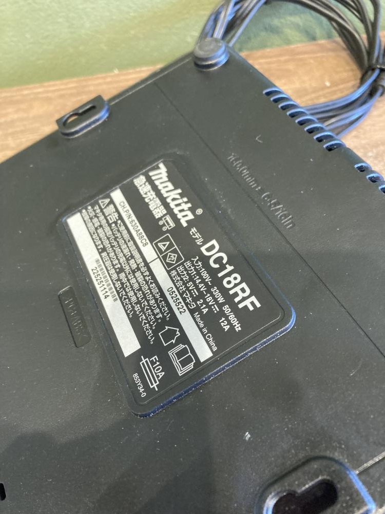 makita マキタ 急速充電器 DC18DFの中古 中古C傷汚れあり 《宮城