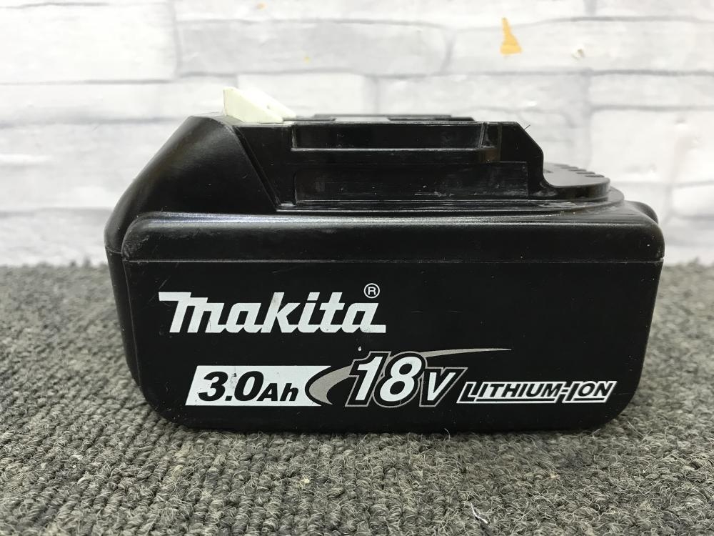 312 中古美品 純正 マキタ 充電池 18V 3.0Ah BL1830B リチウム 312 中古美品 純正 マキタ 充電池 18V 3.0Ah BL1830B リチウム