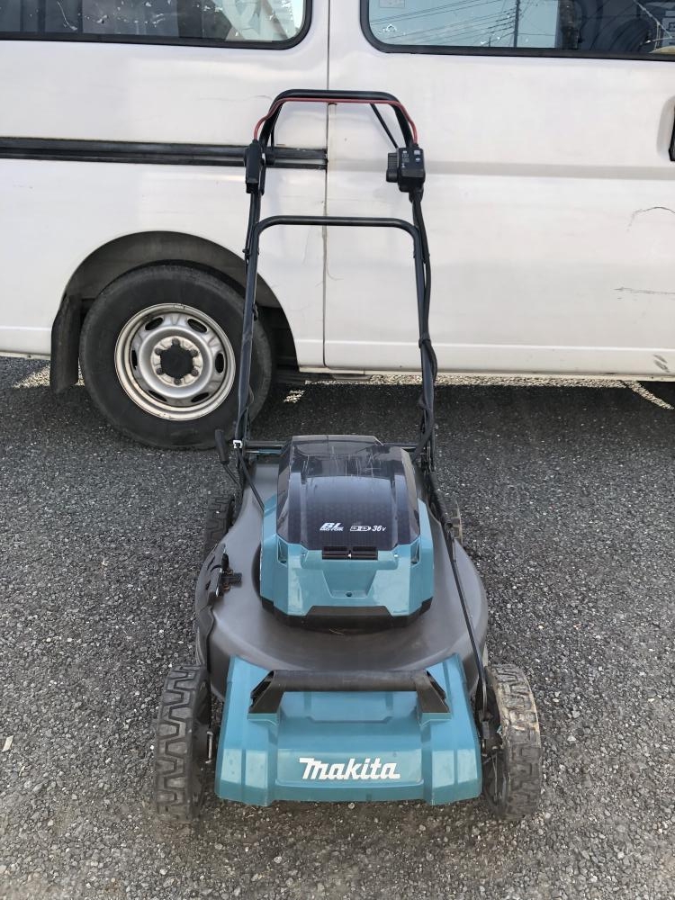 マキタ makita 充電式芝刈機 MLM532Dの中古 中古C傷汚れあり 《埼玉・川越》中古工具販売の専門店│ ツールオフ川越店 ｜中古 工具販売のツールオフ