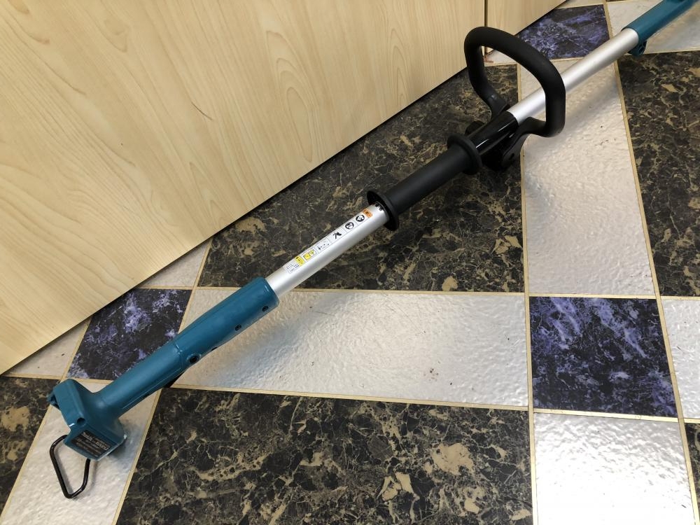 マキタ makita 300mm充電式ポールバリカン MUN301LD ※本体のみの中古 