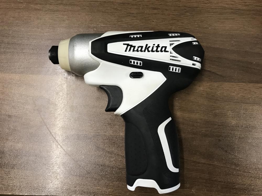 makita マキタ 充電式インパクトドライバ TD090DWXWの中古 中古B使用感あり 《埼玉・入間》中古工具販売の専門店│ ツールオフ所沢入間店  ｜中古工具販売のツールオフ